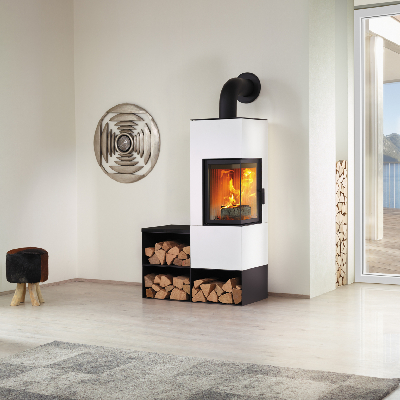 Kaminofen Hark Fifty 3.0 ECOplus inkl. 2 Bänke + 1 Marmorabdeckung